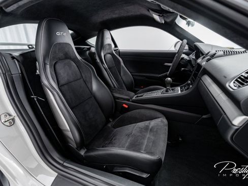Used 2020 Porsche 718 Cayman GT4 image 37