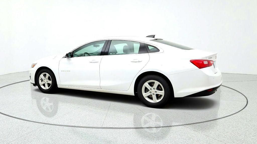 Used 2022 Chevrolet Malibu LS w/ Driver Confidence Package FWD image 7