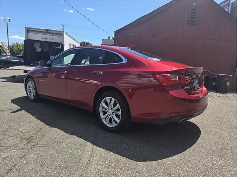Used 2016 Chevrolet Malibu Premier FWD image 6