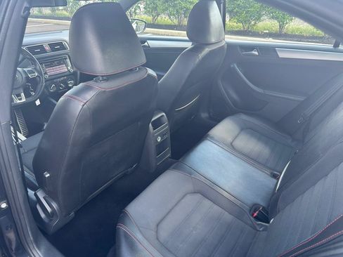 Used 2012 Volkswagen Jetta GLI Autobahn FWD image 15