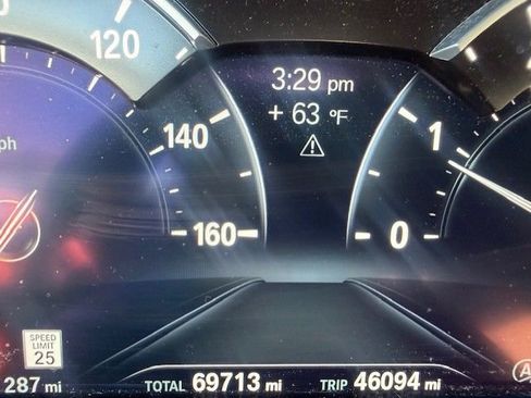 Used 2019 BMW 530i xDrive w/ Convenience Package image 4