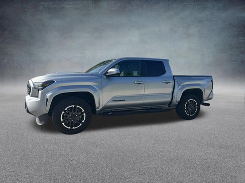 Used 2025 Toyota Tacoma TRD Sport w/ TRD Sport Upgrade Package AWD/4WD image 6