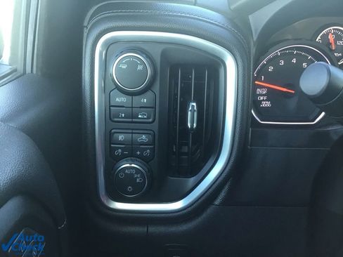 Used 2019 Chevrolet Silverado 1500 LT w/ All-Star Edition image 35