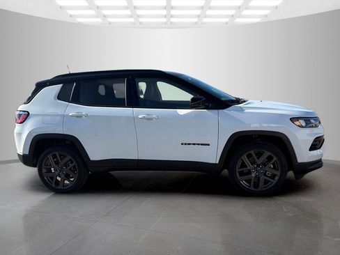New 2026 Jeep Compass Limited image 2