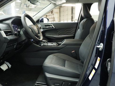 New 2026 Mitsubishi Outlander SEL FWD image 6
