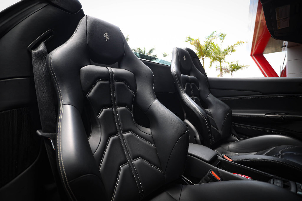 Used 2018 Ferrari 488 Spider RWD image 45