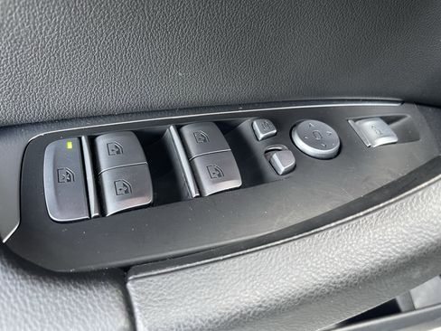 Used 2024 BMW X3 xDrive30i w/ Convenience Package image 11