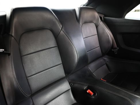 Used 2020 Ford Mustang Premium image 18