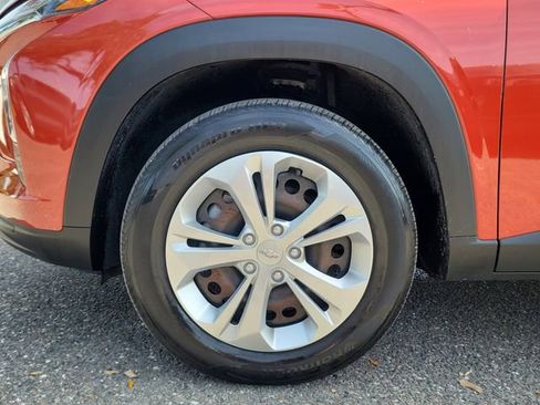 Certified 2024 Chevrolet Trax LS FWD image 6
