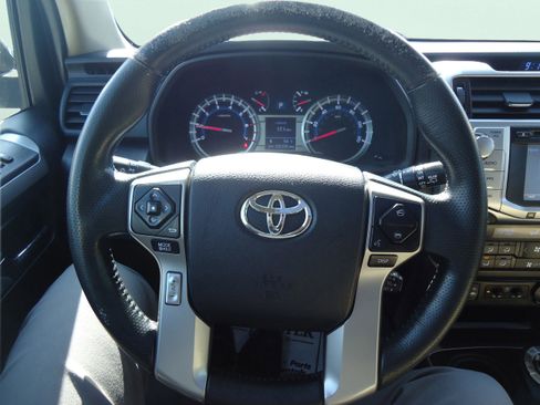 Used 2015 Toyota 4Runner Limited AWD/4WD image 14