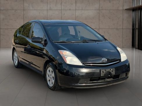 Used 2009 Toyota Prius w/ Pkg 2 FWD image 2
