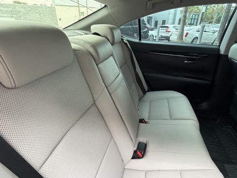 Used 2016 Lexus ES 350 FWD image 40