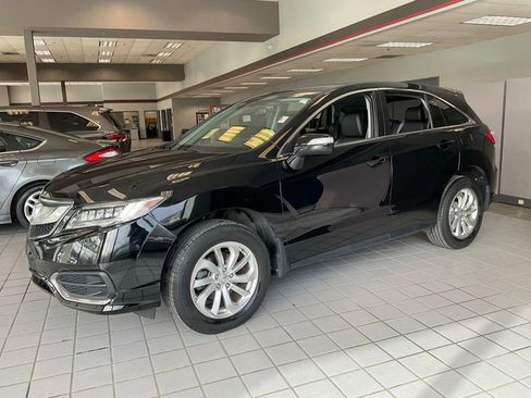 Used 2017 Acura RDX AWD image 3