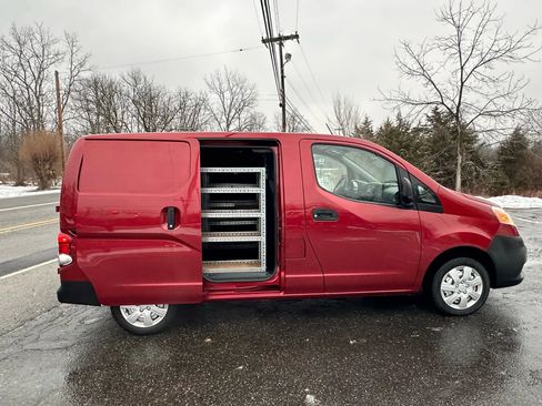 Used 2017 Nissan NV200 S image 29