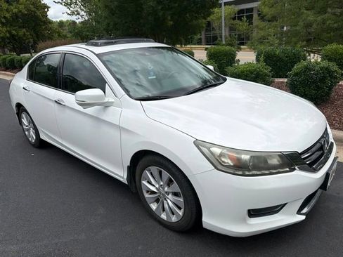 Used 2014 Honda Accord EX-L image 2