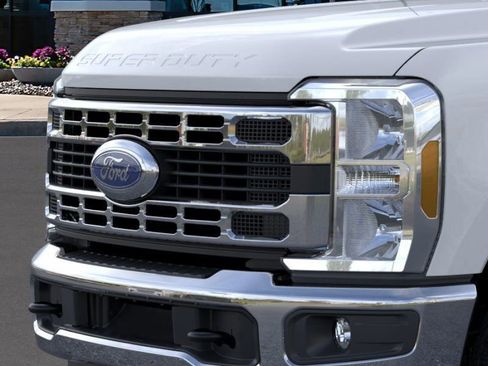 New 2026 Ford F350 XLT image 17