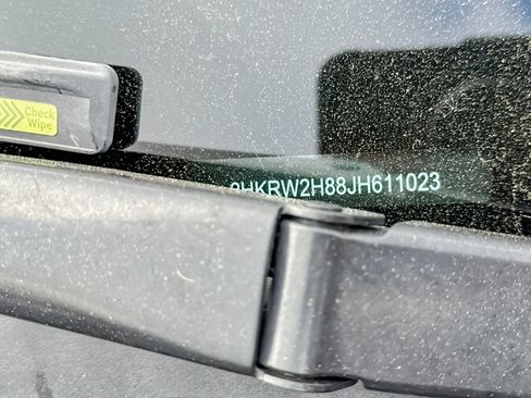 Used 2018 Honda CR-V EX-L image 2