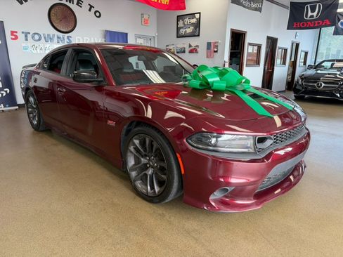 Used 2023 Dodge Charger Scat Pack w/ Plus Group RWD image 2