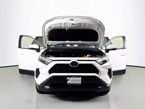 Used 2022 Toyota RAV4 XLE w/ Convenience Package image 24