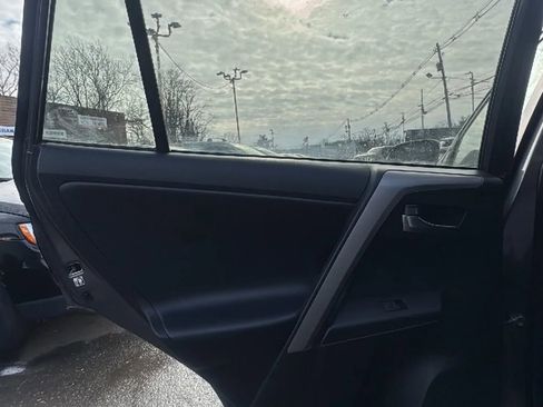 Used 2018 Toyota RAV4 XLE w/ Plus Extra Value Package image 11