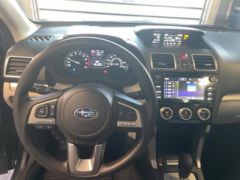 Used 2018 Subaru Forester 2.5i Premium image 8