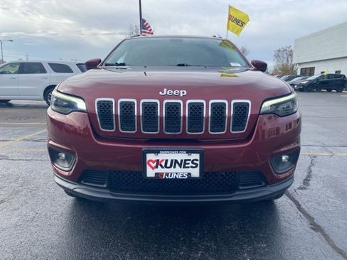 Used 2019 Jeep Cherokee Latitude Plus w/ Cold Weather Group image 14