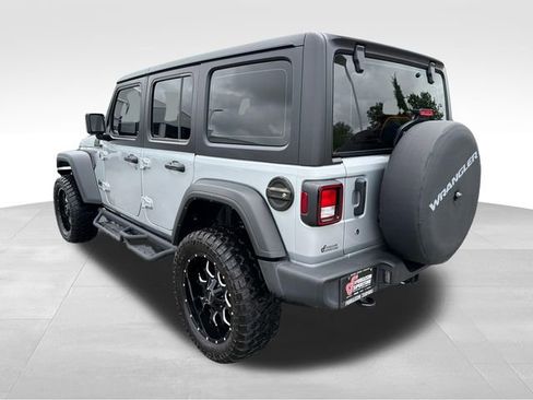 Used 2022 Jeep Wrangler Unlimited Sport AWD/4WD image 5