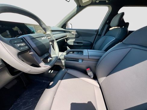 New 2027 Kia Telluride S FWD image 22