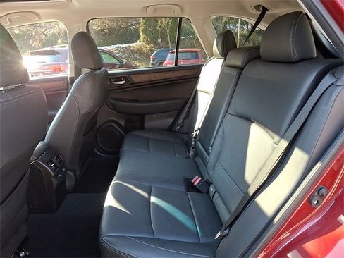 Used 2015 Subaru Outback 2.5i Limited image 12