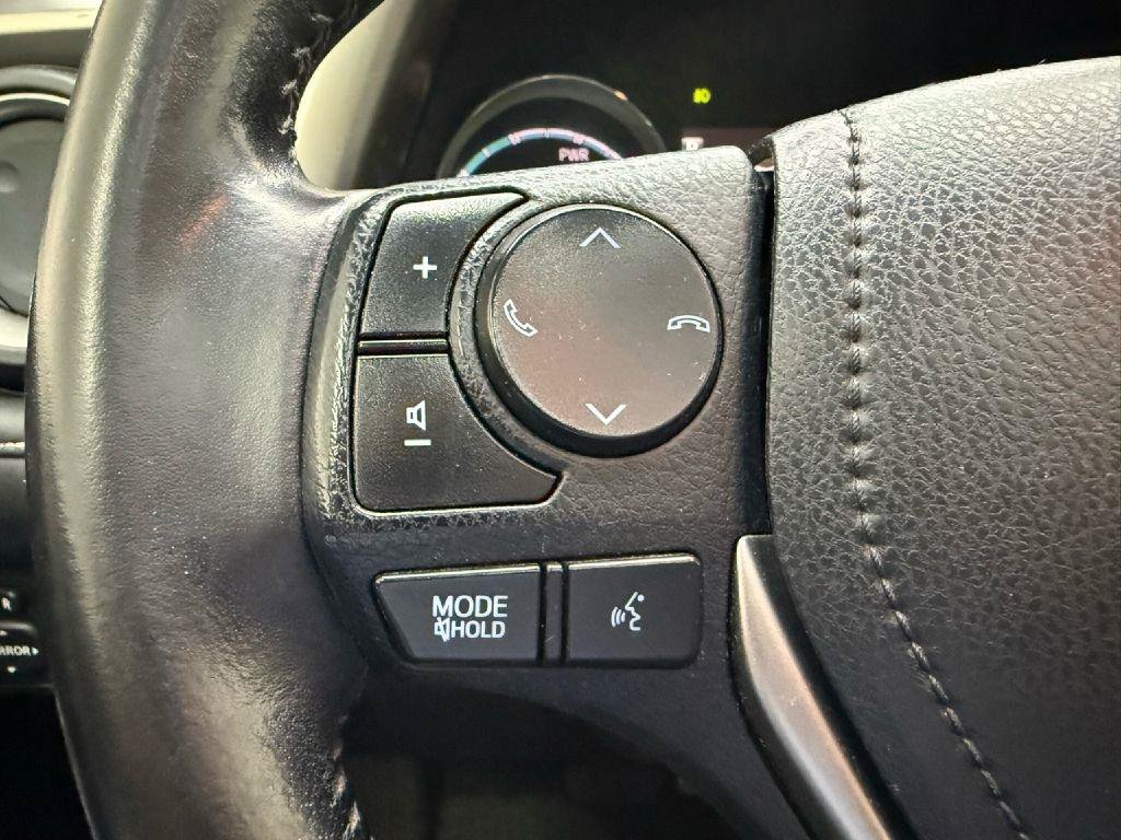 Used 2017 Toyota RAV4 Limited AWD/4WD image 14
