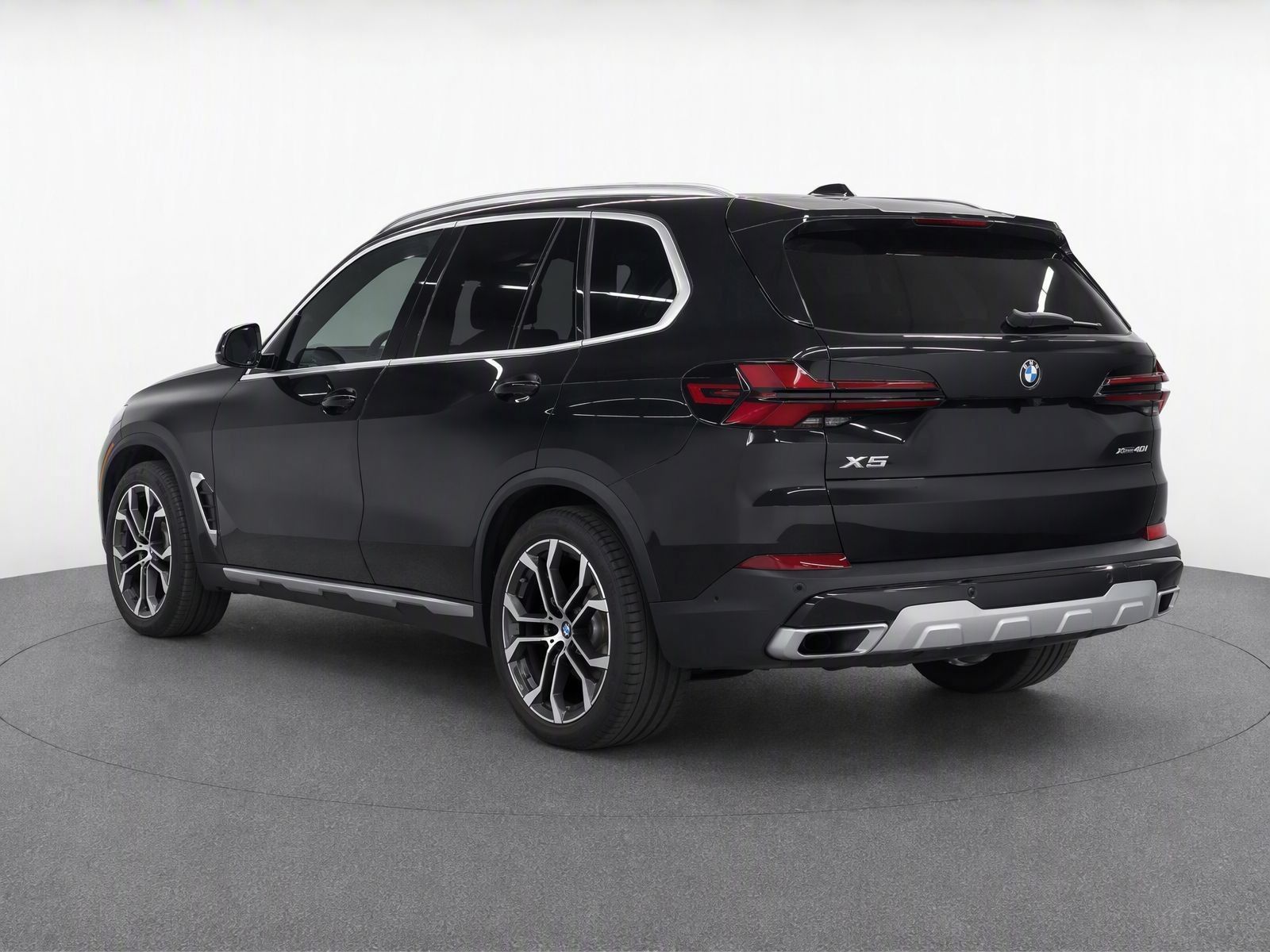 Used 2024 BMW X5 sDrive40i w/ Executive Package RWD image 7