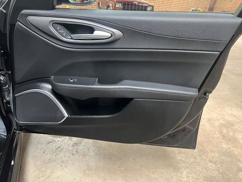 Used 2021 Alfa Romeo Giulia Ti Sport image 26