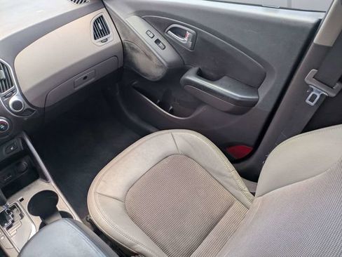 Used 2013 Hyundai Tucson GLS FWD image 16