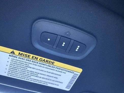 New 2026 Chrysler Pacifica Select w/ S Appearance Package image 21