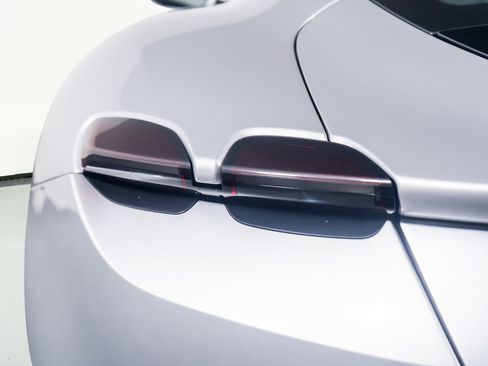 Used 2022 Ferrari Roma image 12