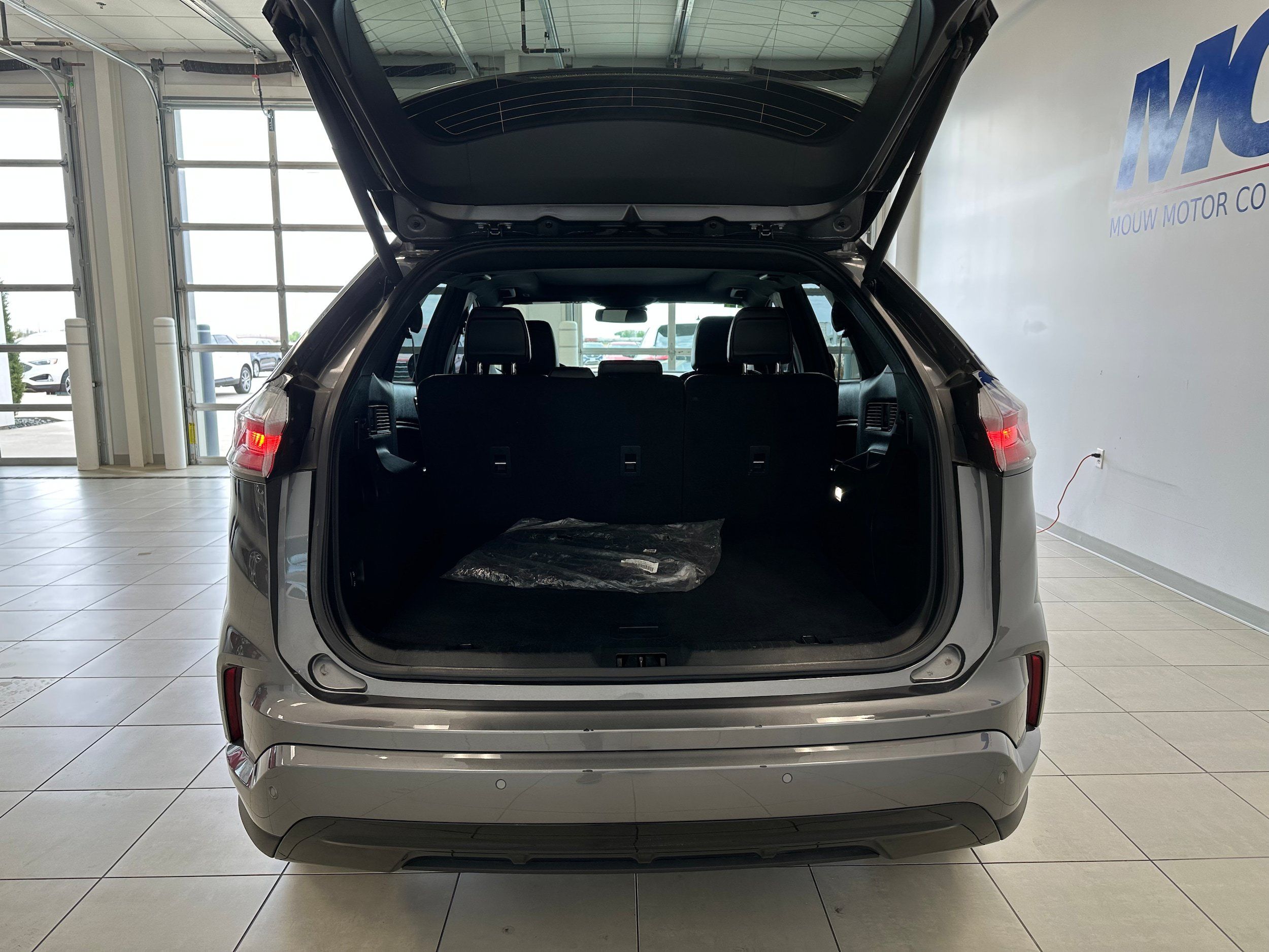 Used 2024 Ford Edge ST-Line AWD/4WD image 7