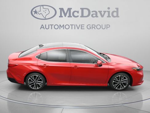 Used 2025 Toyota Camry XLE w/ Premium Package FWD image 40