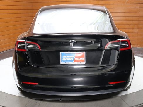 Used 2023 Tesla Model 3 Standard Range image 44