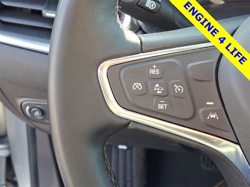 Used 2024 Chevrolet Equinox LT image 10