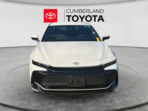Used 2023 Toyota Crown AWD/4WD image 7
