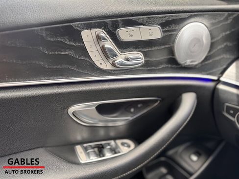 Used 2019 Mercedes-Benz E 300 image 26