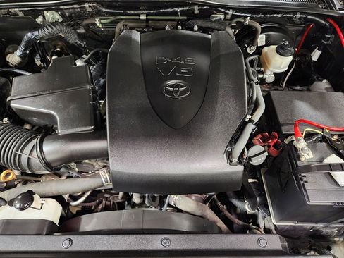 Used 2021 Toyota Tacoma TRD Sport w/ Technology Package image 52