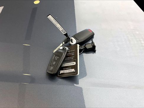 Used 2025 Audi A5 2.0T Prestige w/ 19" Wheel Package image 15