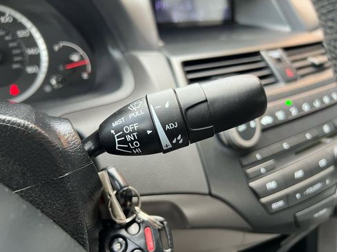 Used 2009 Honda Accord LX image 38