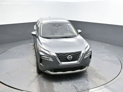 Used 2023 Nissan Rogue SV image 26