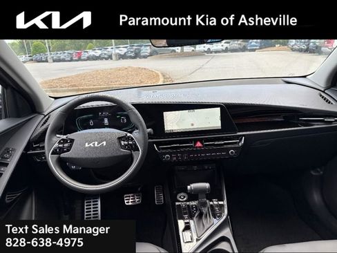 New 2025 Kia Niro EX Touring image 7