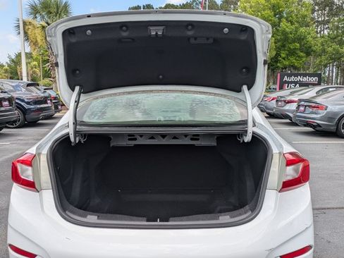 Used 2016 Chevrolet Cruze LS FWD image 6