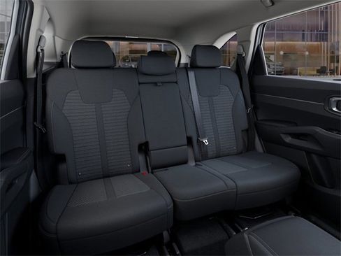 Certified 2025 Kia Sorento LX image 16