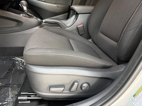 Used 2023 Hyundai Kona SEL AWD/4WD image 35