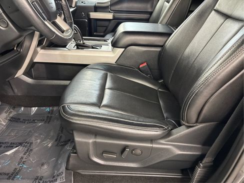 Used 2020 Ford F150 Lariat w/ Equipment Group 502A Luxury AWD/4WD image 13